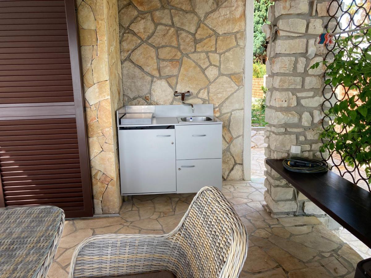 Karigador Beach House Kültér fotó